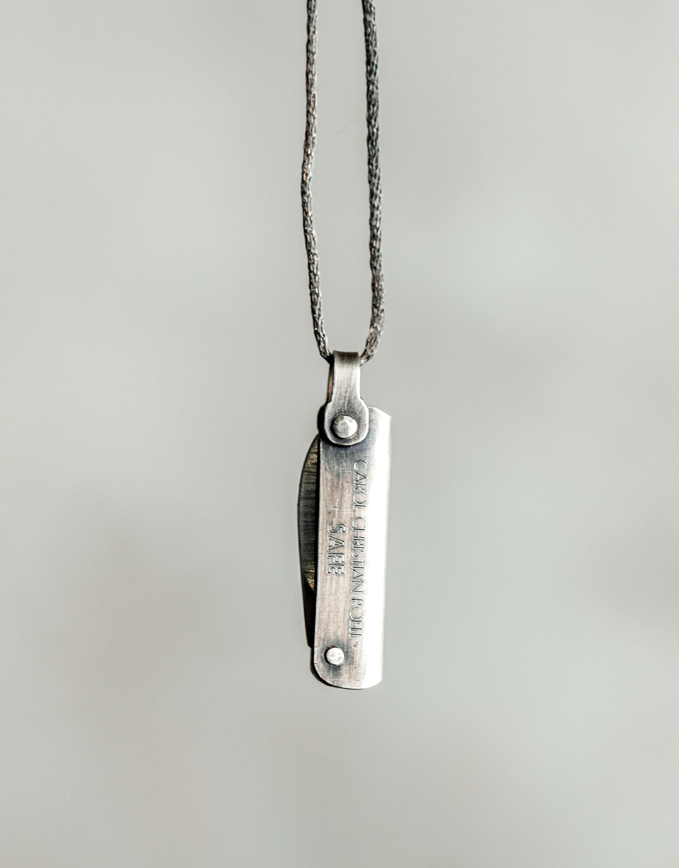 SILVER CLASP KNIFE CHAIN