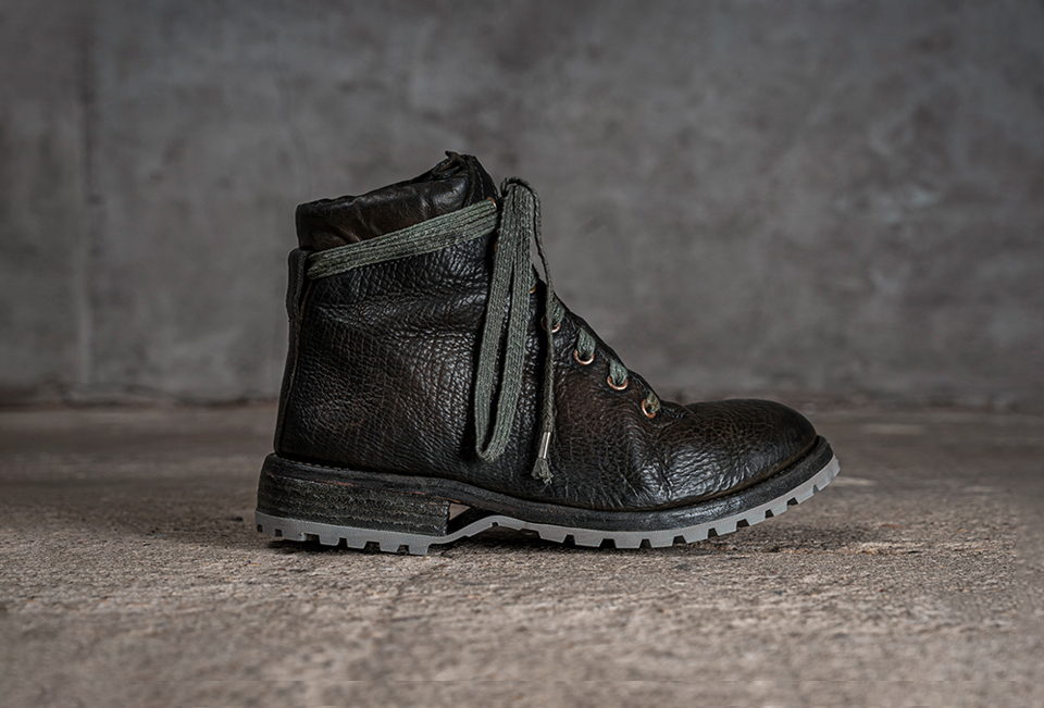 O. D. ONE-PIECE, PROSTHETIC ANKLE WORK BOOTS - TANK SOLE/19*