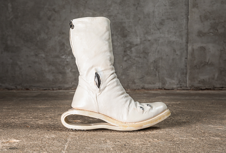 U-BOOT PROSTHETIC/01