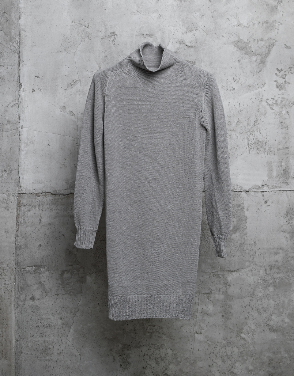 SEAMLESS LONG SLEEVE, HIGH NECK DRESS/4