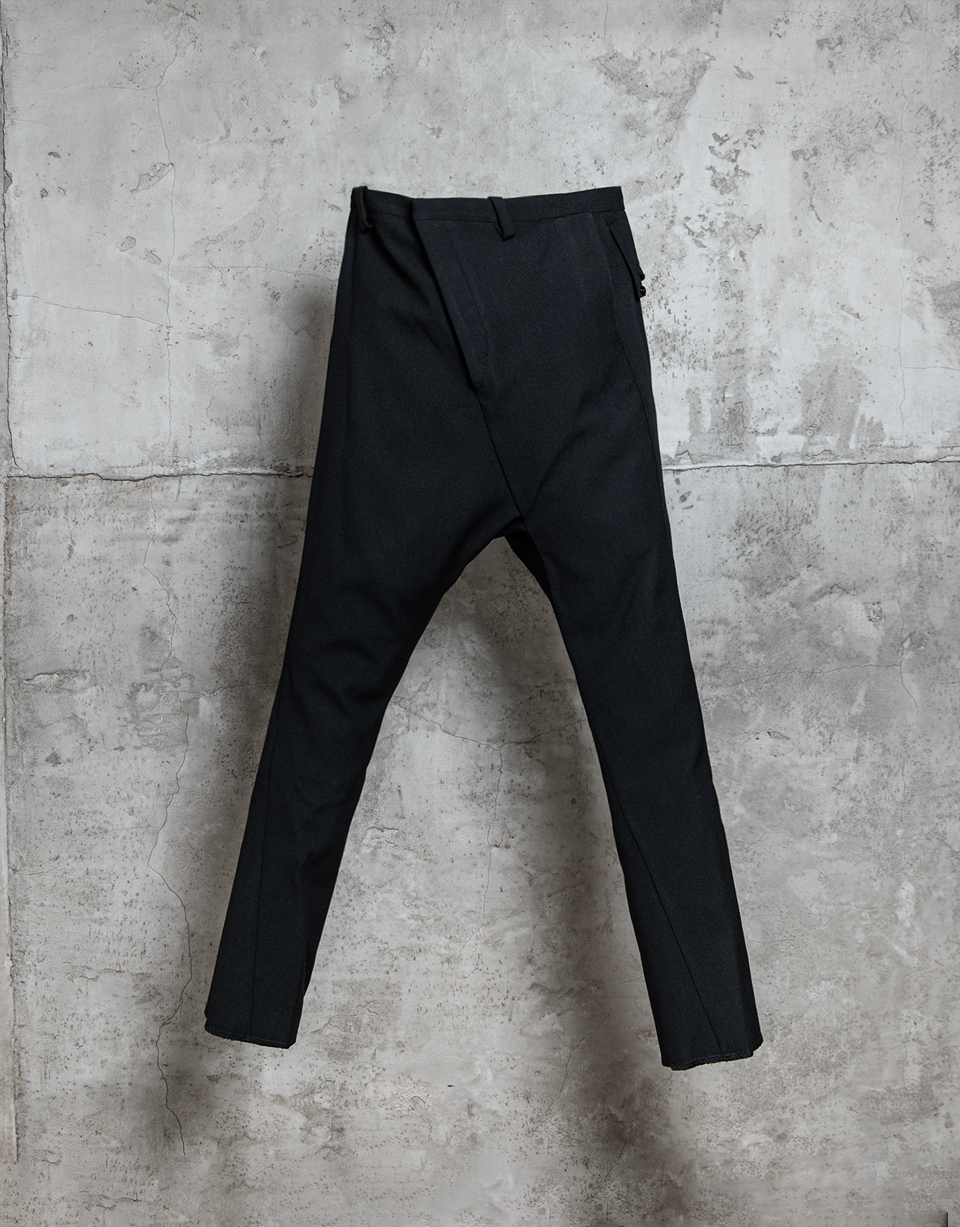UNLINED LOW SPLITS TROUSERS
