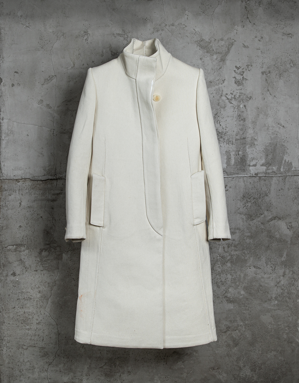 UNLINED OVERLOCK, H. NECK, ONE-PIECE DEAD END COAT/110