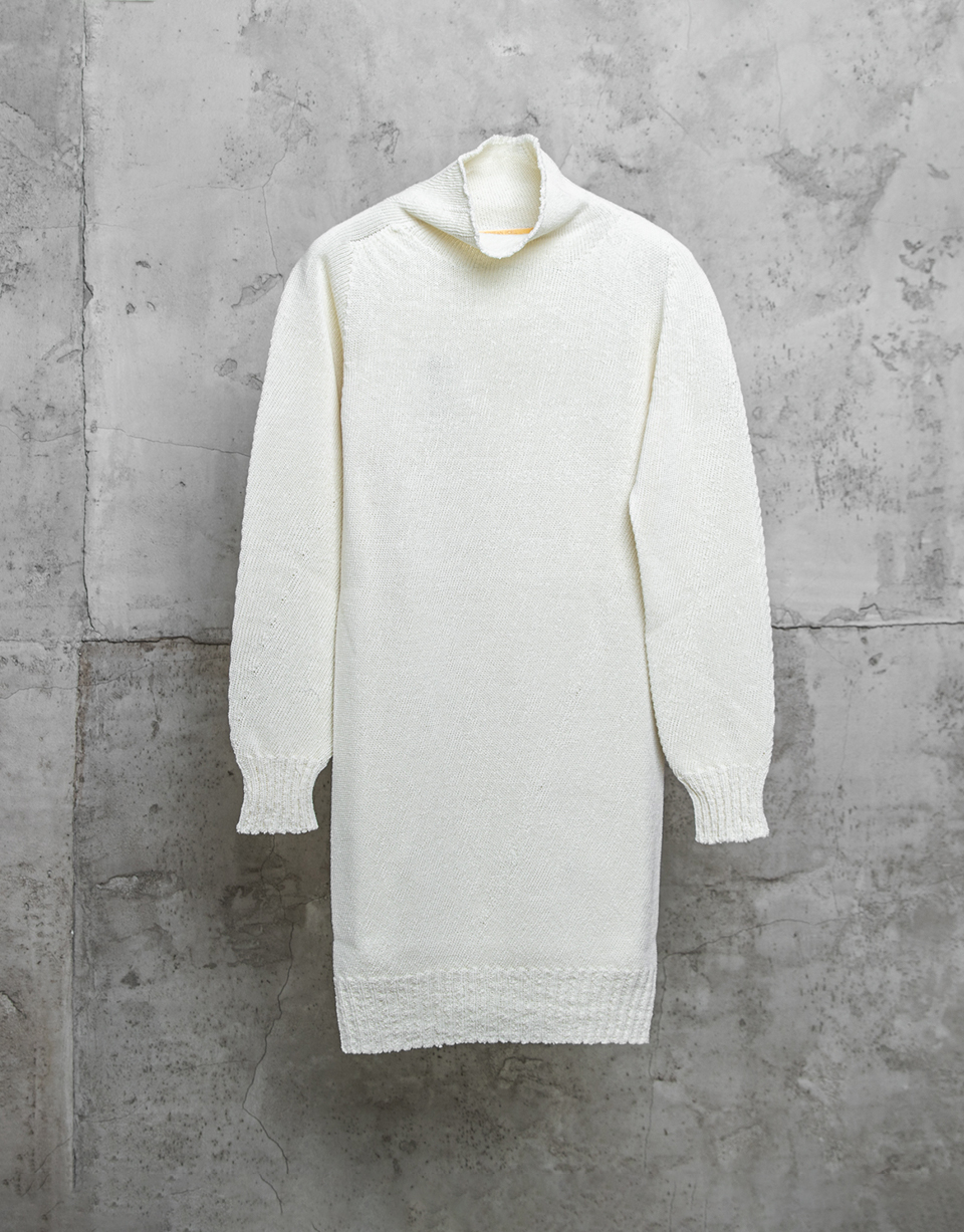 SEAMLESS LONG SLEEVE, HIGH NECK DRESS/1