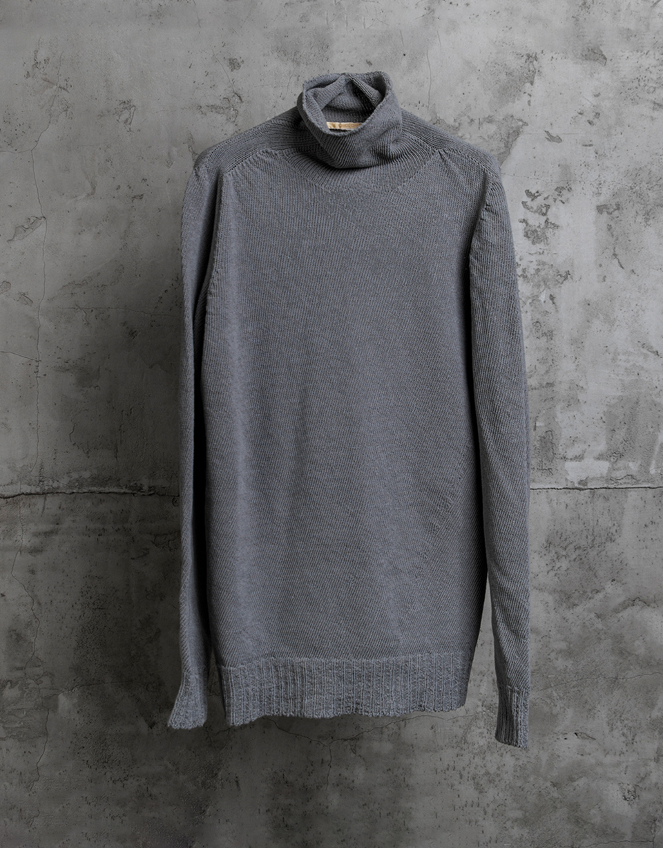 SEAMLESS LONG SLEEVE HIGH NECK SWEATER/4