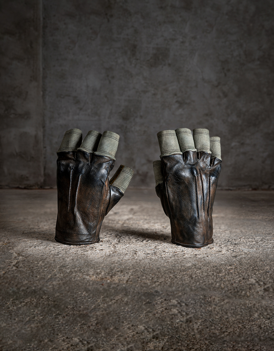 O. DYED DISPARATE FINGERCUFF GLOVES/19*