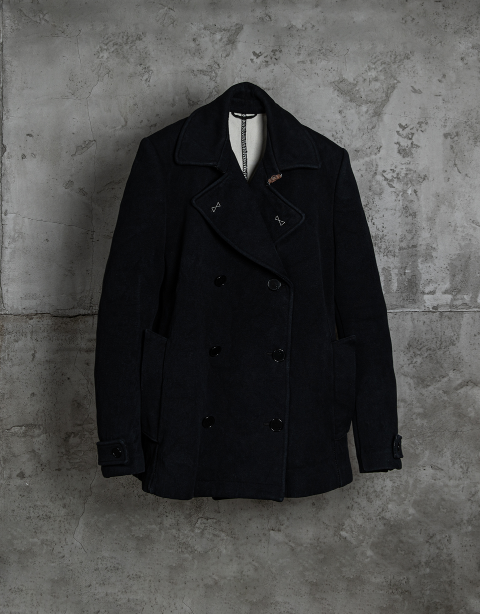 UNLINED VISIBLE OVERLOCK ONE-PIECE, DEAD END CABAN/101
