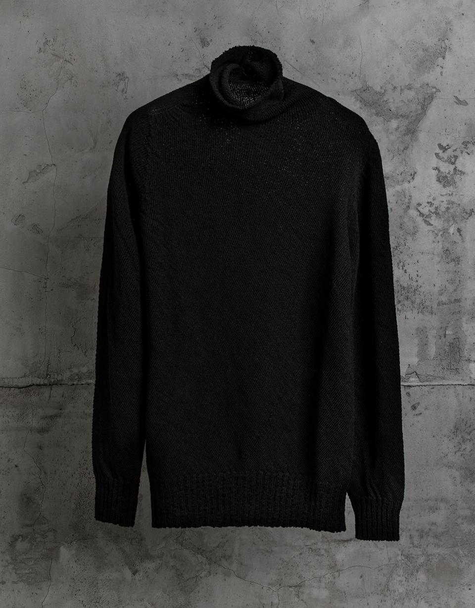 SEAMLESS LONG SLEEVE HIGH NECK SWEATER/10